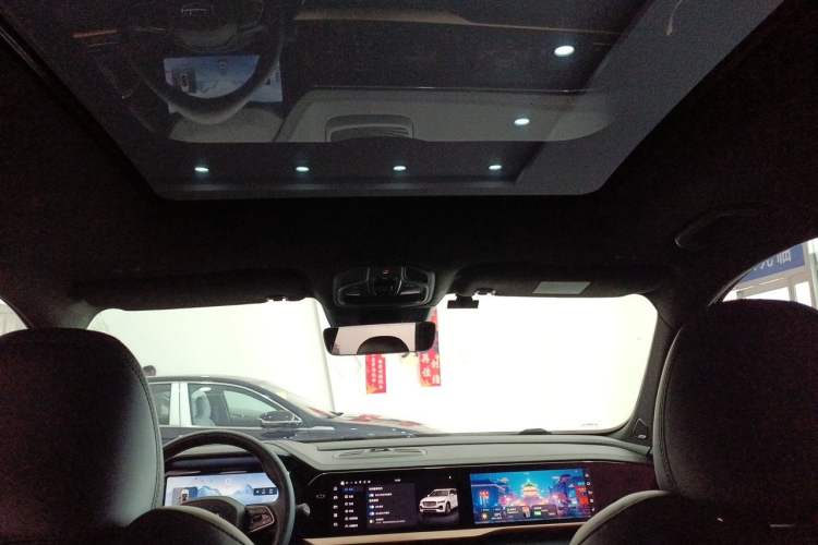 Used Geely Auto Monjaro L 2021 2.0TD High-Power Automatic All-Wheel-Drive Flagship Version Headliner