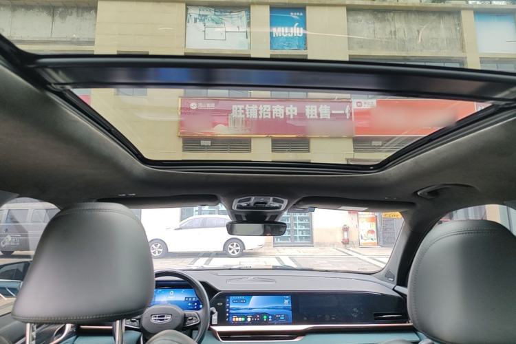 Used Geely Auto Monjaro L 2021 2.0TD High-Power Automatic All-Wheel Drive Luxury Version Headliner