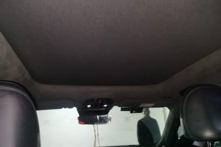 Used Geely Auto Monjaro L 2021 2.0TD High-Power Automatic All-Wheel Drive Luxury Version Headliner
