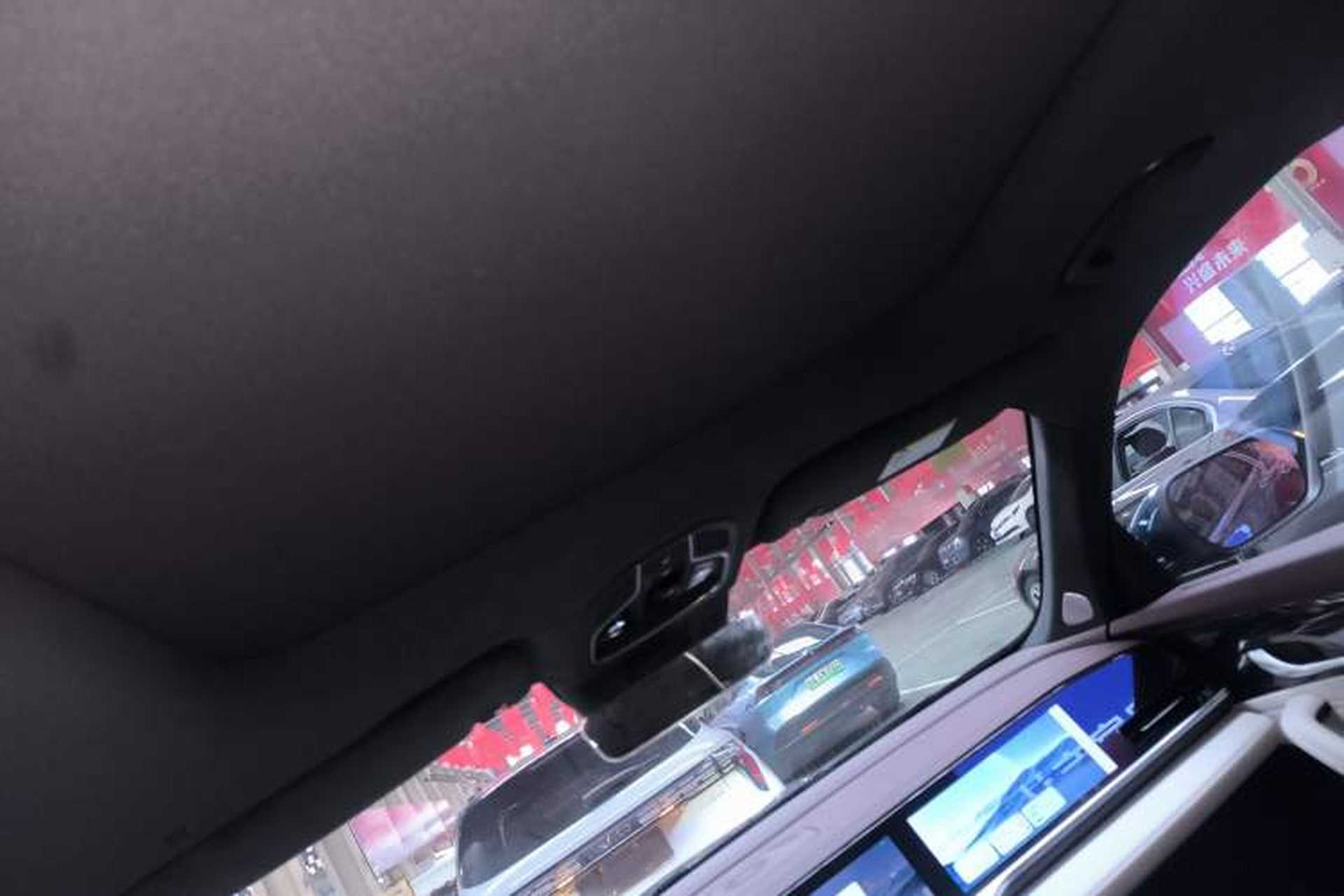 Used Geely Auto Monjaro L 2021 2.0TD High-Power Automatic All-Wheel-Drive Flagship Version Headliner
