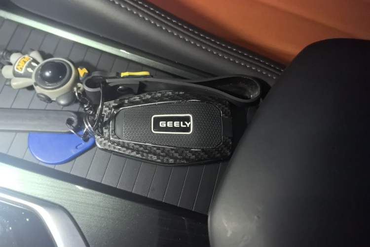 Used Geely Auto Monjaro L 2021 2.0TD High-Power Automatic All-Wheel-Drive Flagship Version Interior 1