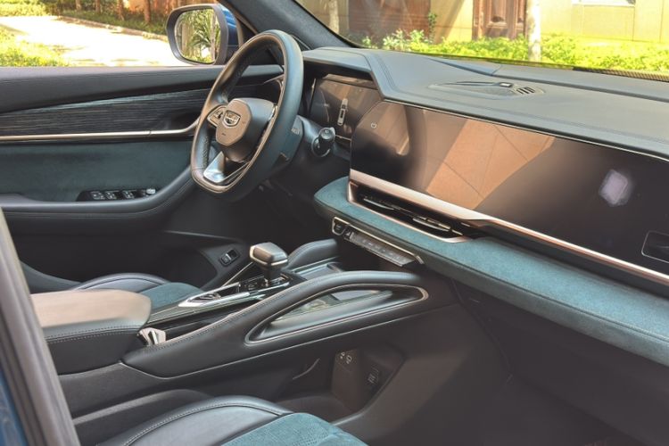 Used Geely Auto Monjaro L 2021 2.0TD DCT EVO Two-Wheel-Drive Flagship Version Interior 3
