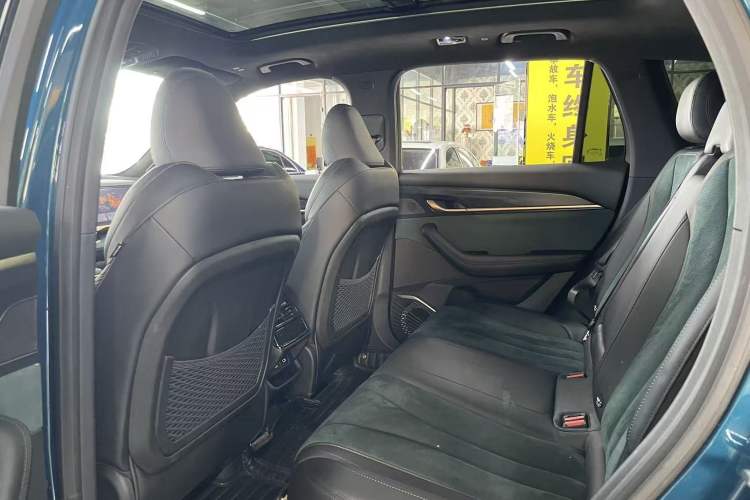 Used Geely Auto Monjaro L 2021 2.0TD DCT EVO Two-Wheel Drive Smart Luxury Version Interior 3