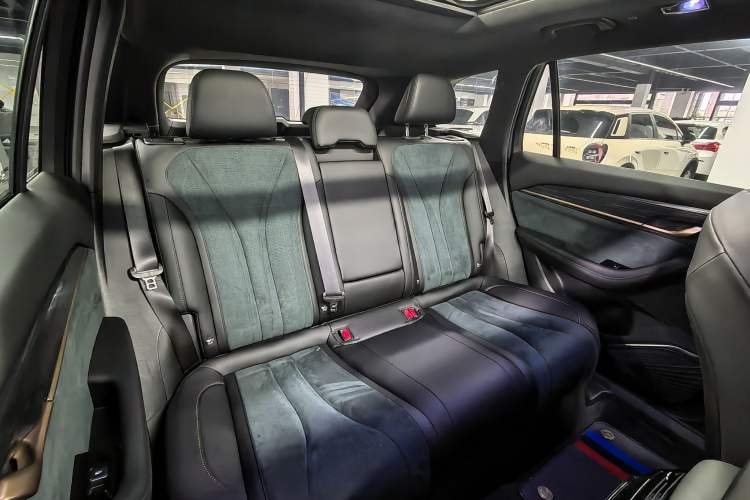 Used Geely Auto Monjaro L 2021 2.0TD DCT EVO Two-Wheel Drive Smart Luxury Version Interior 4
