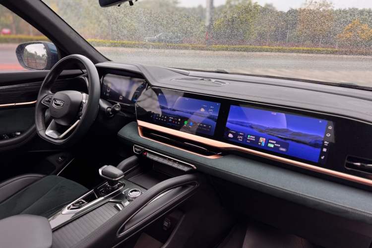 Used Geely Auto Monjaro L 2021 2.0TD DCT EVO Two-Wheel Drive Prestige Version Interior 7