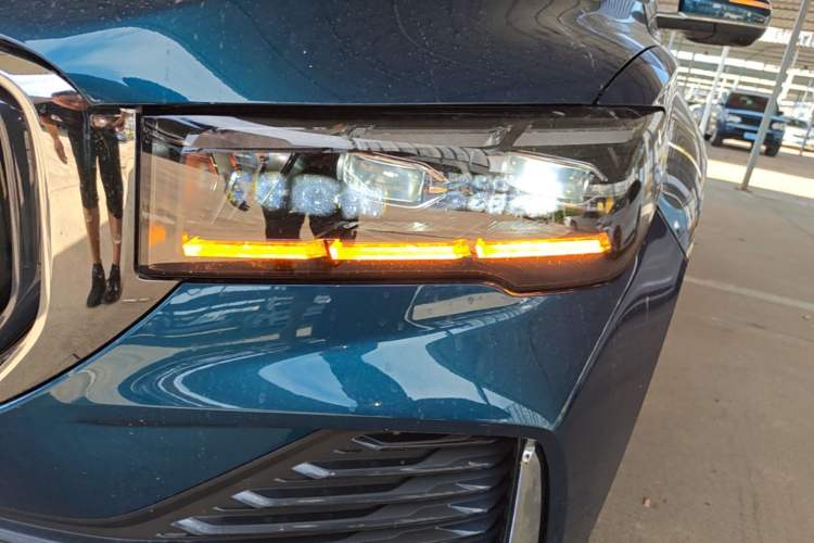 Used Geely Auto Monjaro L 2021 2.0TD DCT EVO Two-Wheel Drive Prestige Version Left Front Headlight