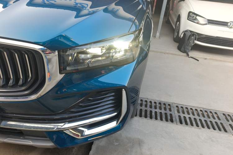Used Geely Auto Monjaro L 2021 2.0TD High-Power Automatic All-Wheel-Drive Flagship Version Left Front Headlight