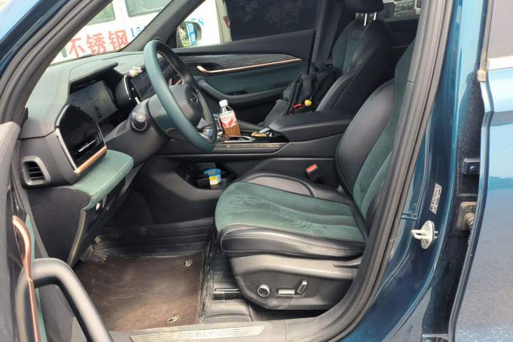 Used Geely Auto Monjaro L 2021 2.0TD DCT EVO Two-Wheel Drive Prestige Version Left Front Seat