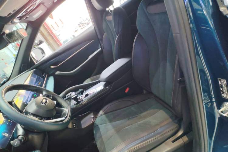 Used Geely Auto Monjaro L 2021 2.0TD DCT EVO Two-Wheel Drive Prestige Version Left Front Seat