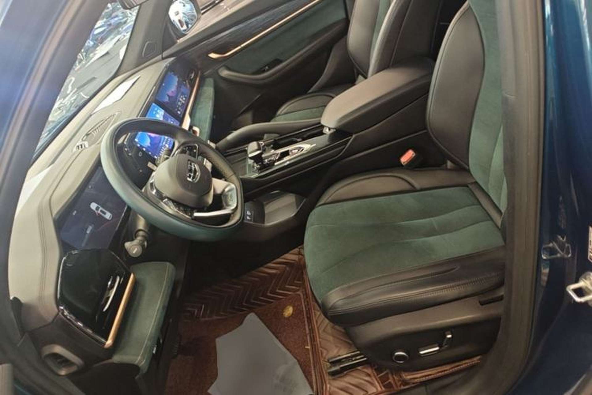 Used Geely Auto Monjaro L 2021 2.0TD DCT EVO Two-Wheel Drive Prestige Version Left Front Seat
