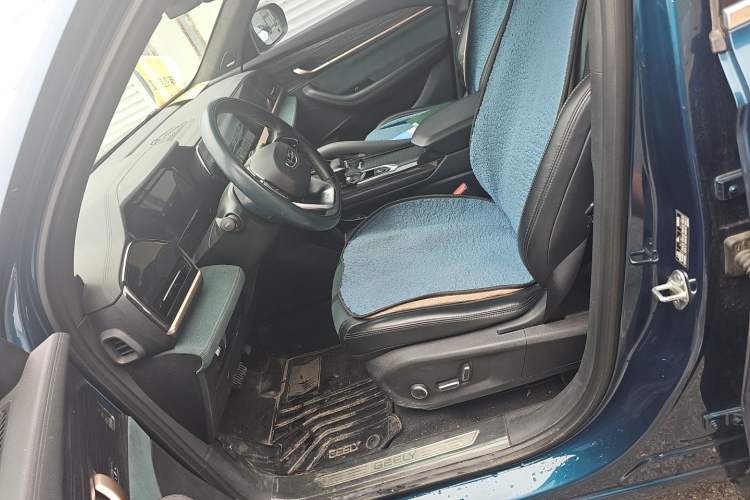 Used Geely Auto Monjaro L 2021 2.0TD High-Power Automatic All-Wheel Drive Luxury Version Left Front Seat
