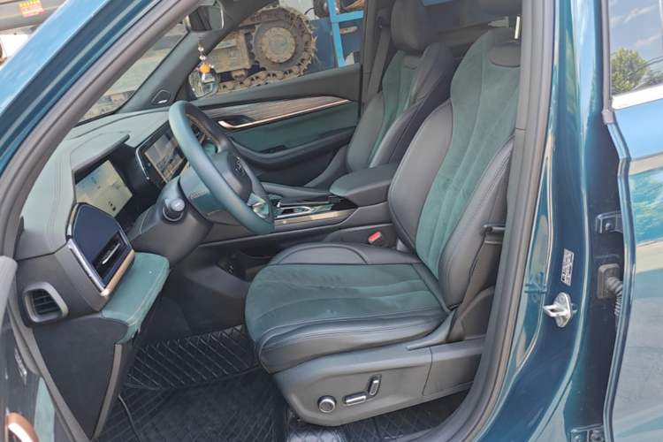 Used Geely Auto Monjaro L 2021 2.0TD DCT EVO Two-Wheel Drive Smart Luxury Version Left Front Seat
