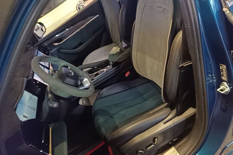 Used Geely Auto Monjaro L 2021 2.0TD High-Power Automatic All-Wheel-Drive Flagship Version Left Front Seat