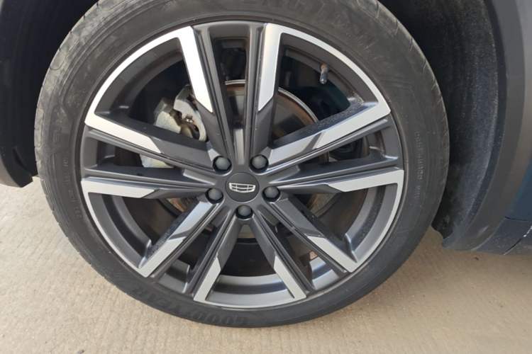 Used Geely Auto Monjaro L 2021 2.0TD DCT EVO Two-Wheel Drive Prestige Version Left Front Wheel Hub