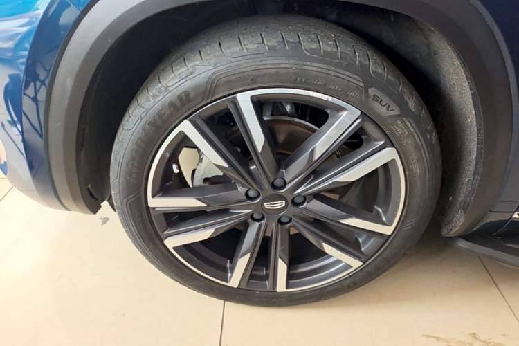 Used Geely Auto Monjaro L 2021 2.0TD DCT EVO Two-Wheel Drive Prestige Version Left Front Wheel Hub