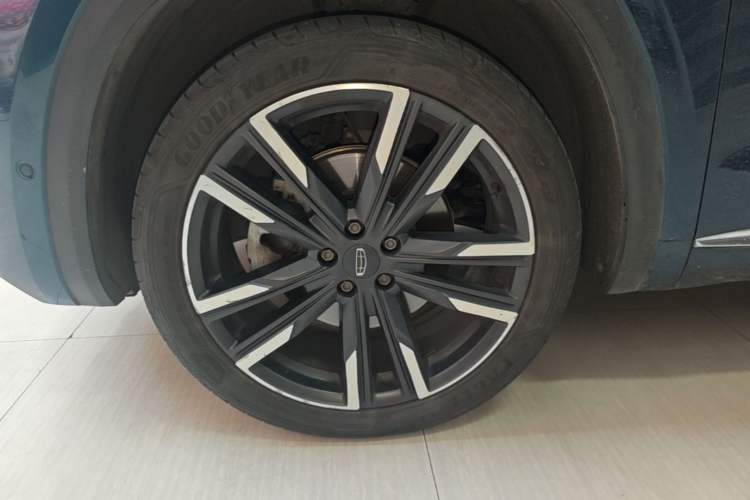 Used Geely Auto Monjaro L 2021 2.0TD DCT EVO Two-Wheel Drive Smart Luxury Version Left Front Wheel Hub