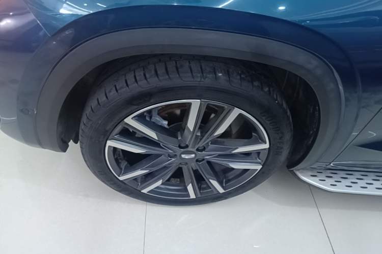 Used Geely Auto Monjaro L 2021 2.0TD DCT EVO Two-Wheel-Drive Flagship Version Left Front Wheel Hub