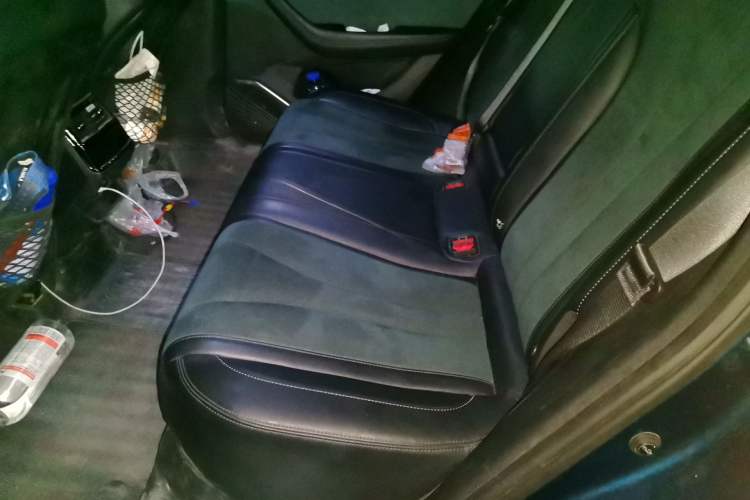 Used Geely Auto Monjaro L 2021 2.0TD DCT EVO Two-Wheel-Drive Flagship Version Left Rear Seat