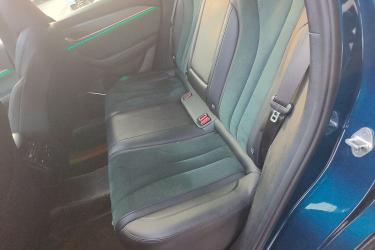 Used Geely Auto Monjaro L 2021 2.0TD High-Power Automatic All-Wheel-Drive Flagship Version Left Rear Seat