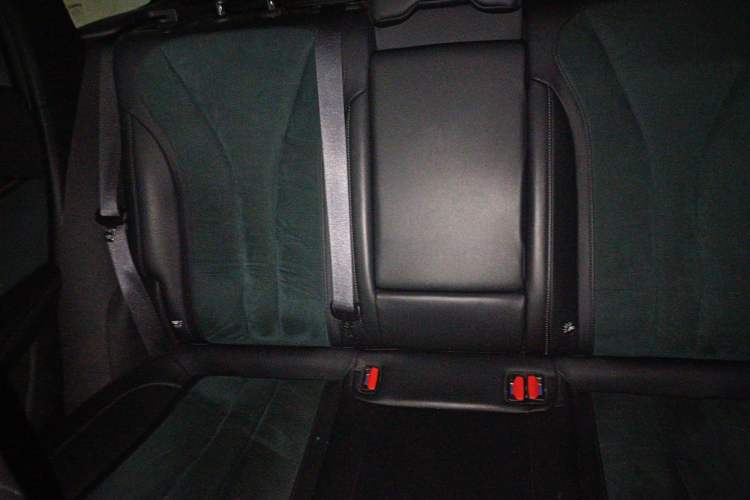 Used Geely Auto Monjaro L 2021 2.0TD DCT EVO Two-Wheel Drive Prestige Version Left Rear Seat