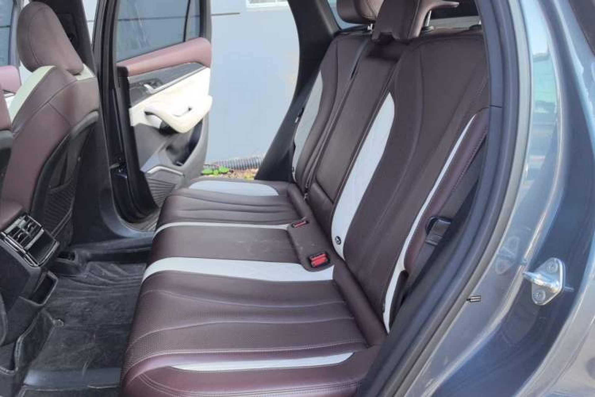 Used Geely Auto Monjaro L 2021 2.0TD DCT EVO Two-Wheel Drive Prestige Version Left Rear Seat