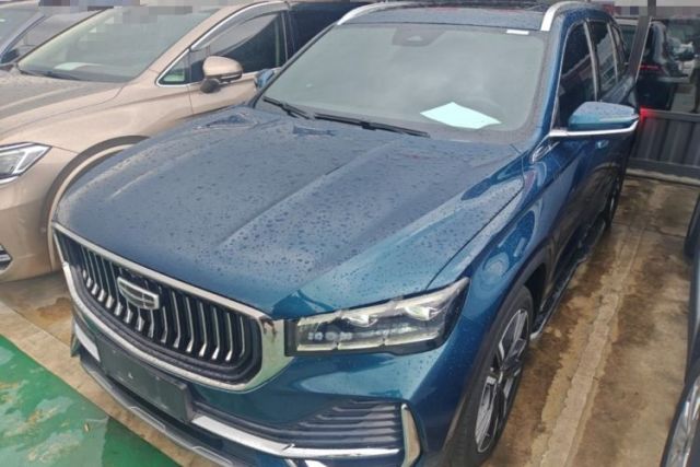 Geely Auto Monjaro L 2021 2.0TD High-Power Automatic All-Wheel Drive Luxury Version مستعملة