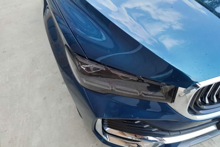 Used Geely Auto Monjaro L 2021 2.0TD High-Power Automatic All-Wheel-Drive Flagship Version Right Front Headlight