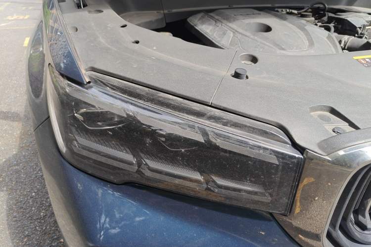 Used Geely Auto Monjaro L 2021 2.0TD DCT EVO Two-Wheel Drive Prestige Version Right Front Headlight