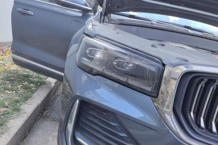 Used Geely Auto Monjaro L 2021 2.0TD DCT EVO Two-Wheel Drive Prestige Version Right Front Headlight