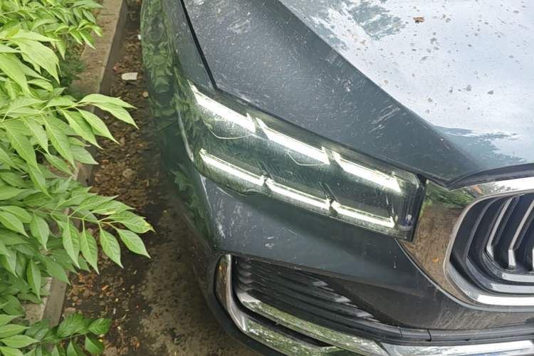 Used Geely Auto Monjaro L 2021 2.0TD DCT EVO Two-Wheel Drive Smart Luxury Version Right Front Headlight