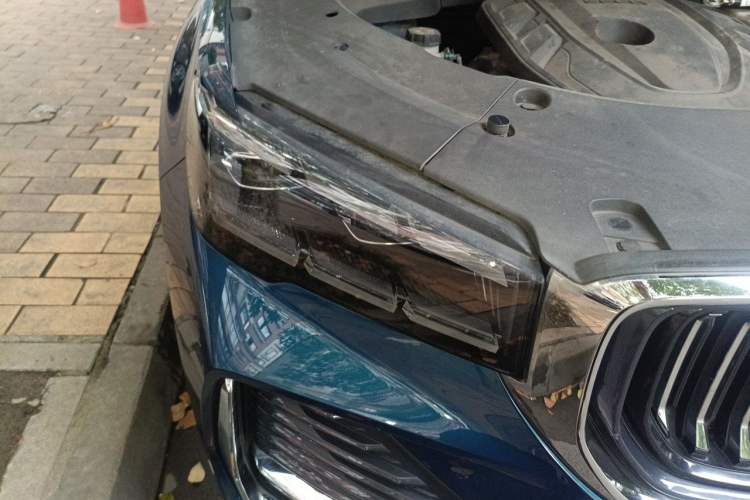 Used Geely Auto Monjaro L 2021 2.0TD DCT EVO Two-Wheel Drive Prestige Version Right Front Headlight