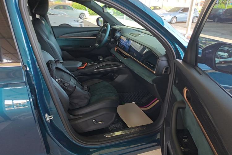 Used Geely Auto Monjaro L 2021 2.0TD DCT EVO Two-Wheel Drive Prestige Version Right Front Seat