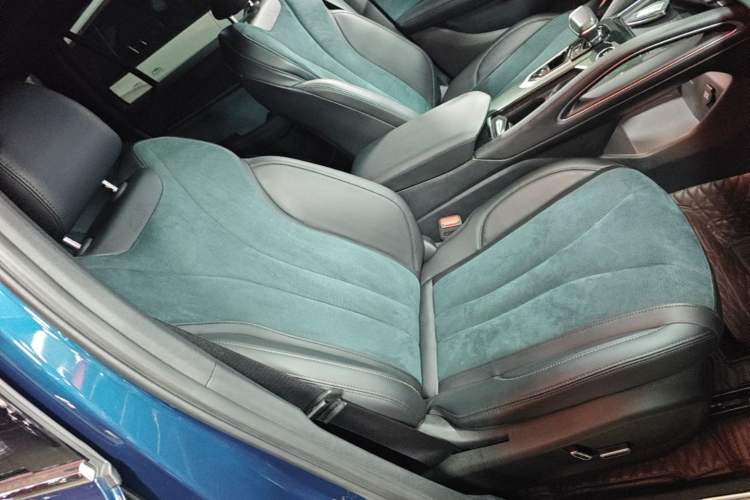 Used Geely Auto Monjaro L 2021 2.0TD DCT EVO Two-Wheel-Drive Flagship Version Right Front Seat