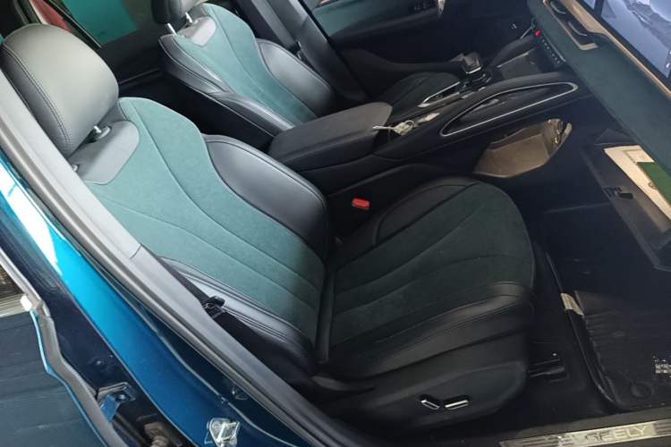 Used Geely Auto Monjaro L 2021 2.0TD High-Power Automatic All-Wheel-Drive Flagship Version Right Front Seat