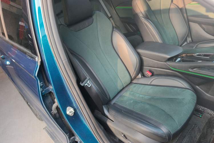 Used Geely Auto Monjaro L 2021 2.0TD High-Power Automatic All-Wheel-Drive Flagship Version Right Front Seat