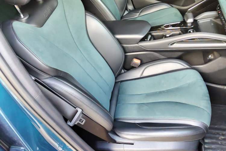 Used Geely Auto Monjaro L 2021 2.0TD High-Power Automatic All-Wheel-Drive Flagship Version Right Front Seat