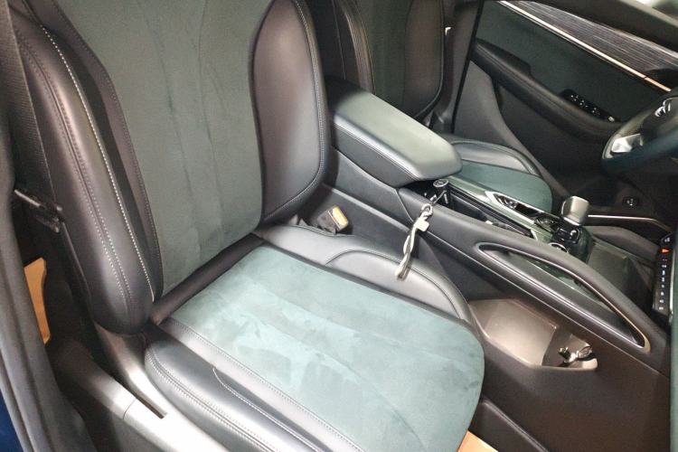 Used Geely Auto Monjaro L 2021 2.0TD High-Power Automatic All-Wheel-Drive Flagship Version Right Front Seat