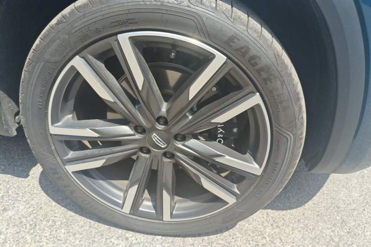 Used Geely Auto Monjaro L 2021 2.0TD DCT EVO Two-Wheel Drive Smart Luxury Version Right Front Wheel Hub