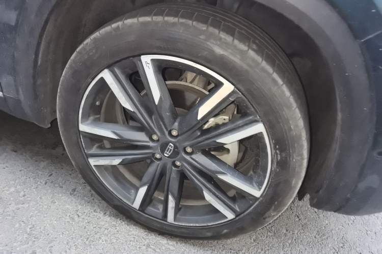 Used Geely Auto Monjaro L 2021 2.0TD DCT EVO Two-Wheel Drive Smart Luxury Version Right Front Wheel Hub