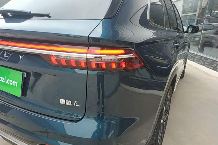 Used Geely Auto Monjaro L 2021 2.0TD DCT EVO Two-Wheel Drive Smart Luxury Version Right Rear Taillight