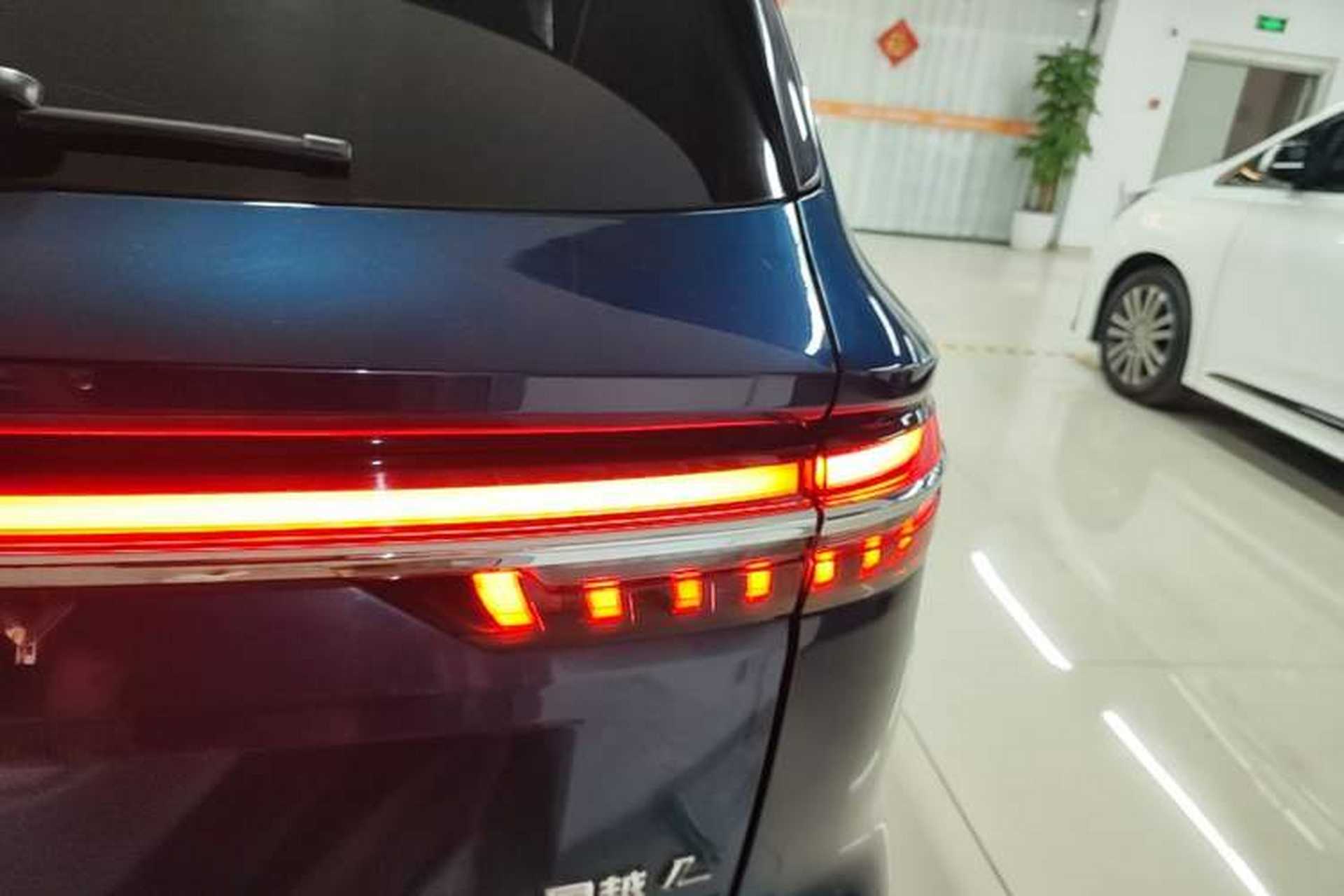 Used Geely Auto Monjaro L 2021 2.0TD DCT EVO Two-Wheel Drive Smart Luxury Version Right Rear Taillight
