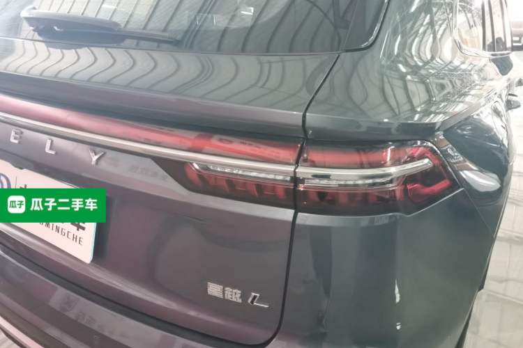 Used Geely Auto Monjaro L 2021 2.0TD DCT EVO Two-Wheel Drive Prestige Version Right Rear Taillight