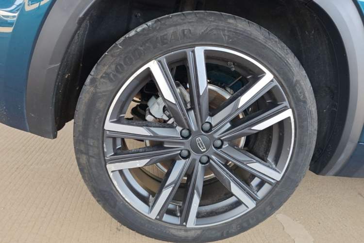 Used Geely Auto Monjaro L 2021 2.0TD DCT EVO Two-Wheel Drive Prestige Version Right Rear Wheel Hub