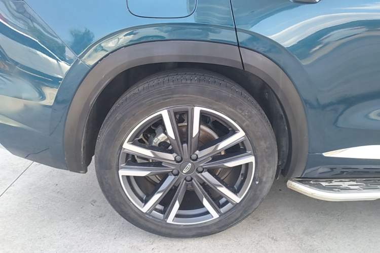 Used Geely Auto Monjaro L 2021 2.0TD DCT EVO Two-Wheel Drive Prestige Version Right Rear Wheel Hub