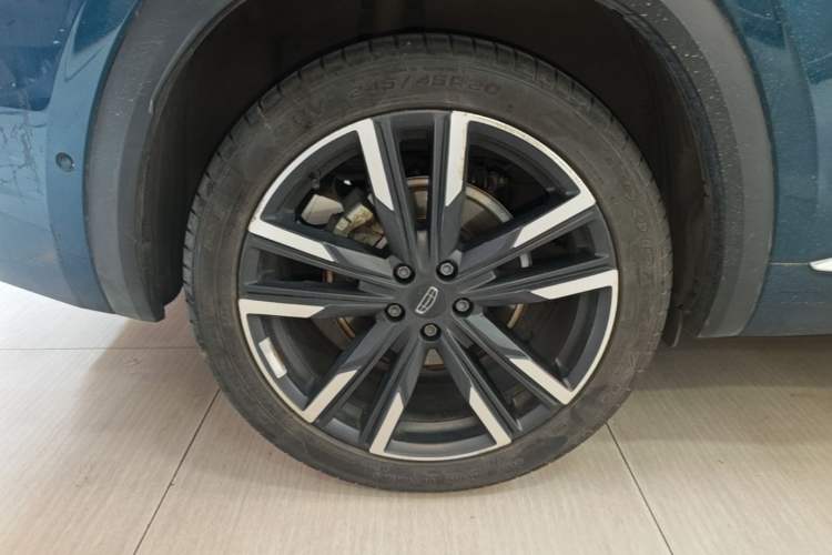 Used Geely Auto Monjaro L 2021 2.0TD DCT EVO Two-Wheel Drive Smart Luxury Version Right Rear Wheel Hub