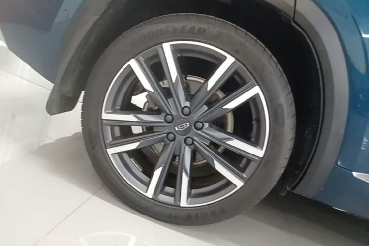 Used Geely Auto Monjaro L 2021 2.0TD DCT EVO Two-Wheel Drive Smart Luxury Version Right Rear Wheel Hub