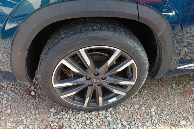 Used Geely Auto Monjaro L 2021 2.0TD DCT EVO Two-Wheel Drive Prestige Version Right Rear Wheel Hub