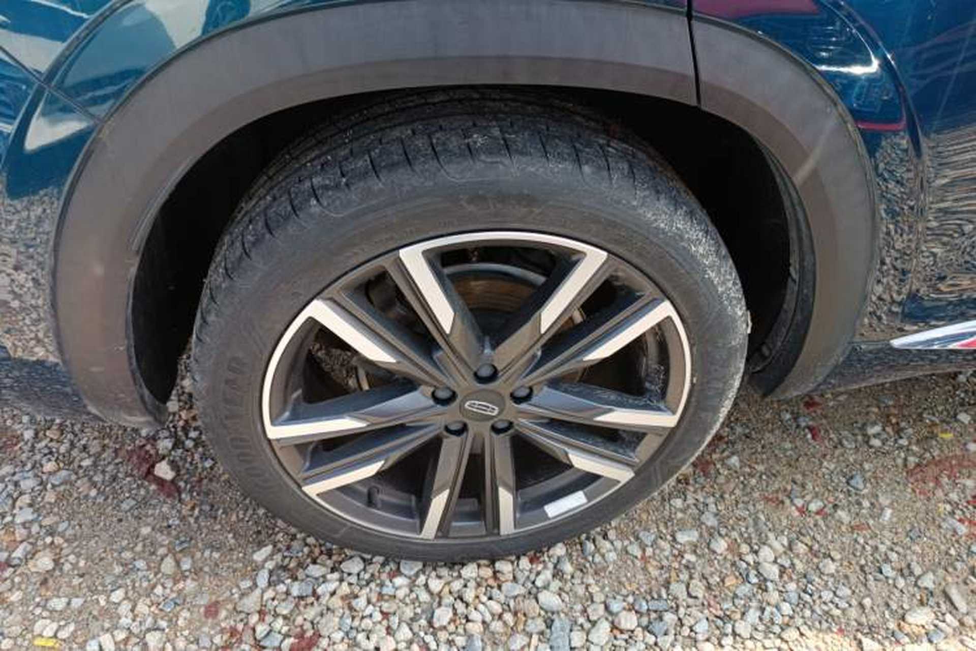 Used Geely Auto Monjaro L 2021 2.0TD DCT EVO Two-Wheel Drive Prestige Version Right Rear Wheel Hub