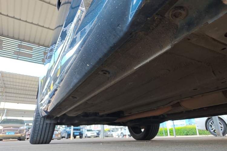 Used Geely Auto Monjaro L 2021 2.0TD DCT EVO Two-Wheel Drive Prestige Version Right Side Sill