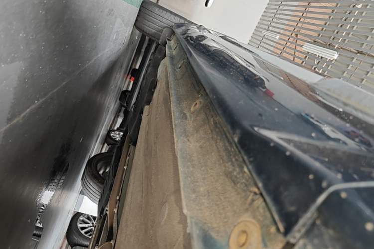 Used Geely Auto Monjaro L 2021 2.0TD DCT EVO Two-Wheel Drive Smart Luxury Version Right Side Sill